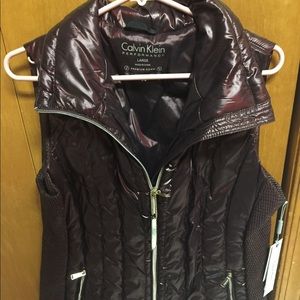 NWT Calvin Klein down puffer vest!
